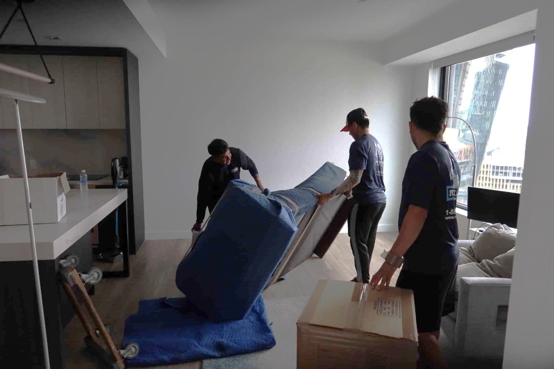 Wellesley MA Oversized Heavy Items Movers